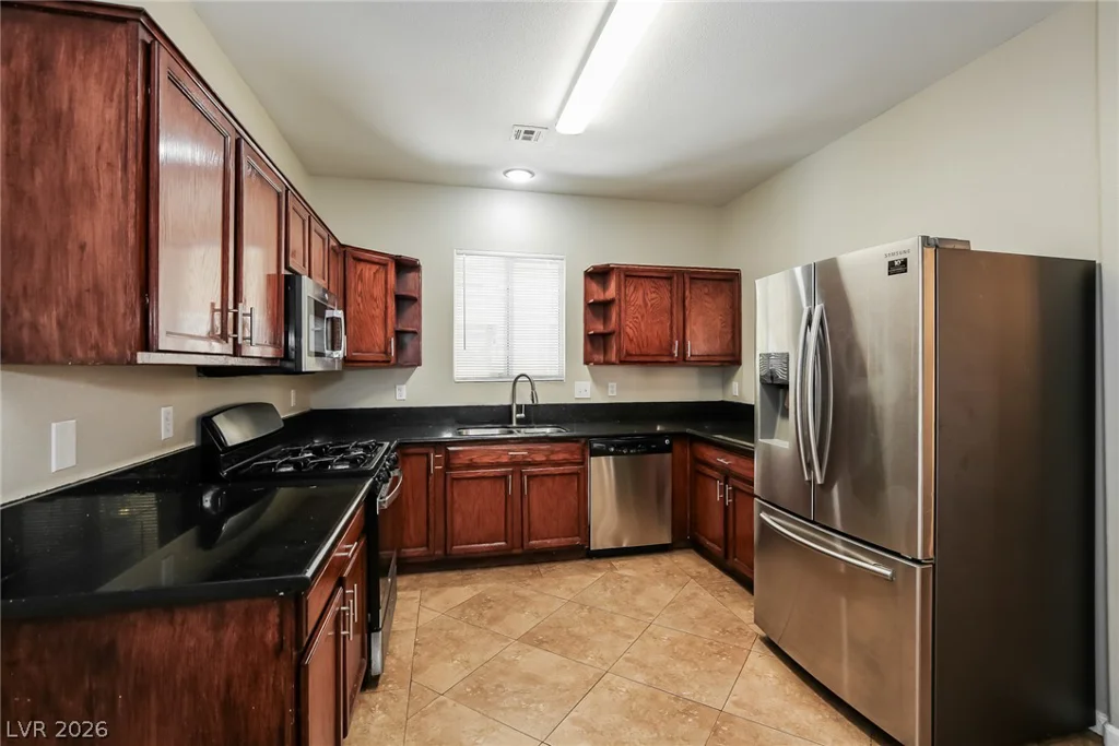 2617 Los Palos, Las Vegas, NV 89108