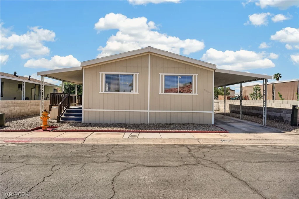 5525 Tres Piedras, Las Vegas, NV 89122