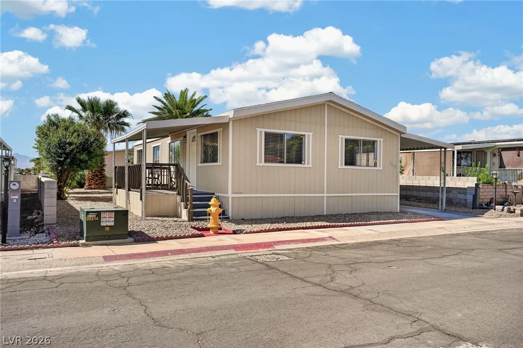 5525 Tres Piedras, Las Vegas, NV 89122