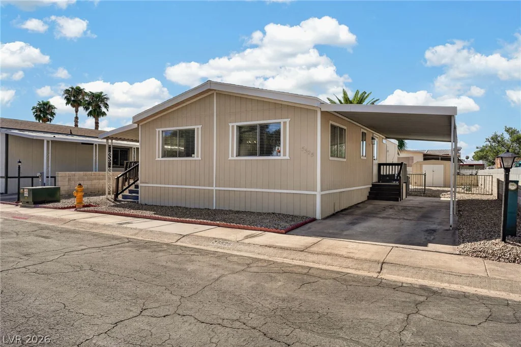 5525 Tres Piedras, Las Vegas, NV 89122