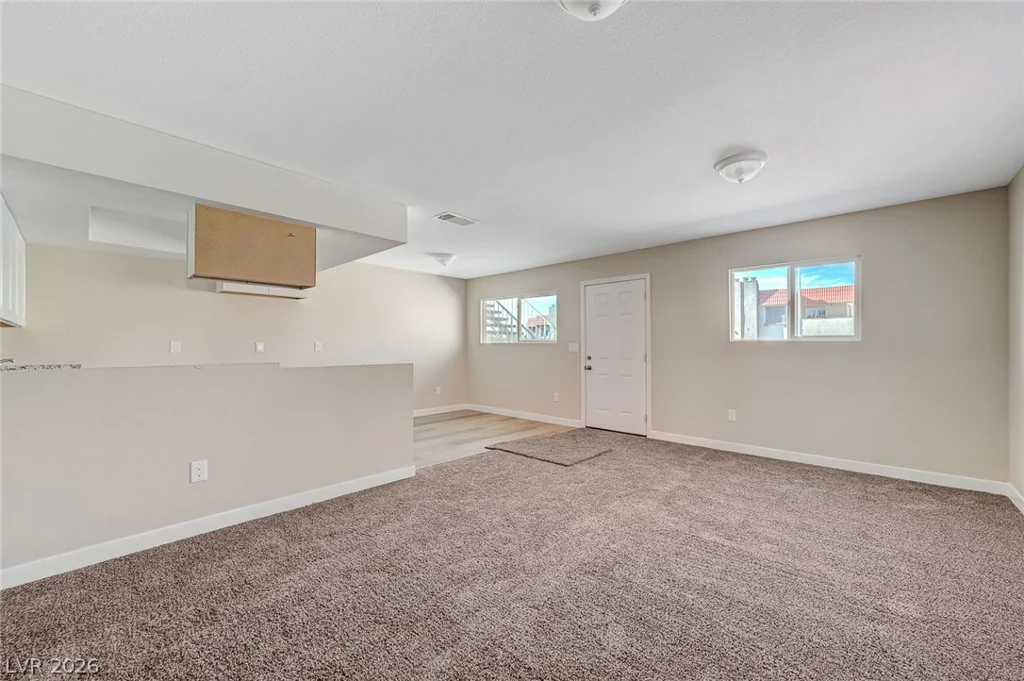6937 Issac, Las Vegas, NV 89156