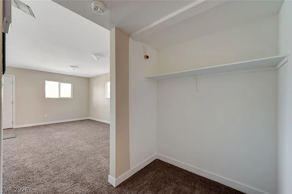 6937 Issac, Las Vegas, NV 89156