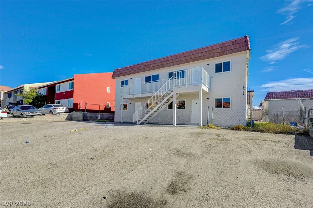 6937 Issac, Las Vegas, NV 89156