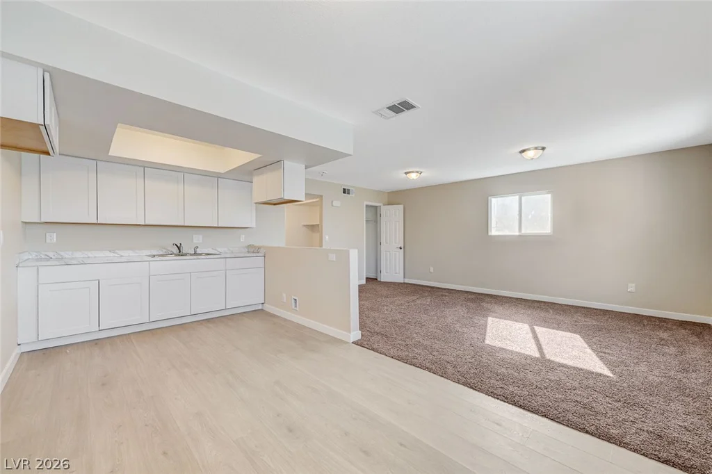 6937 Issac, Las Vegas, NV 89156