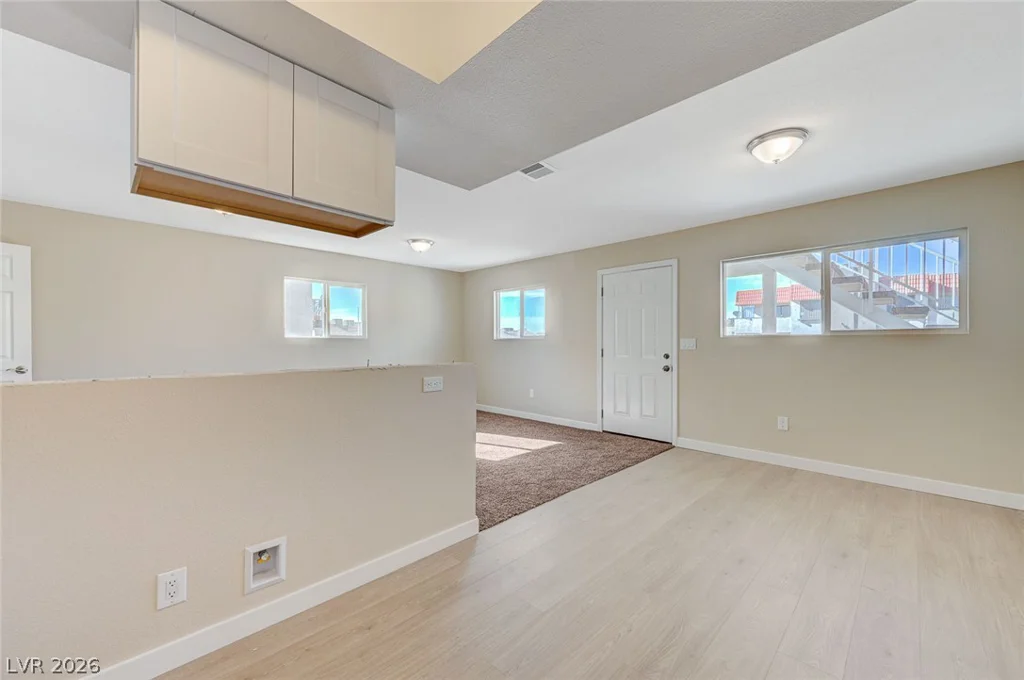 6937 Issac, Las Vegas, NV 89156