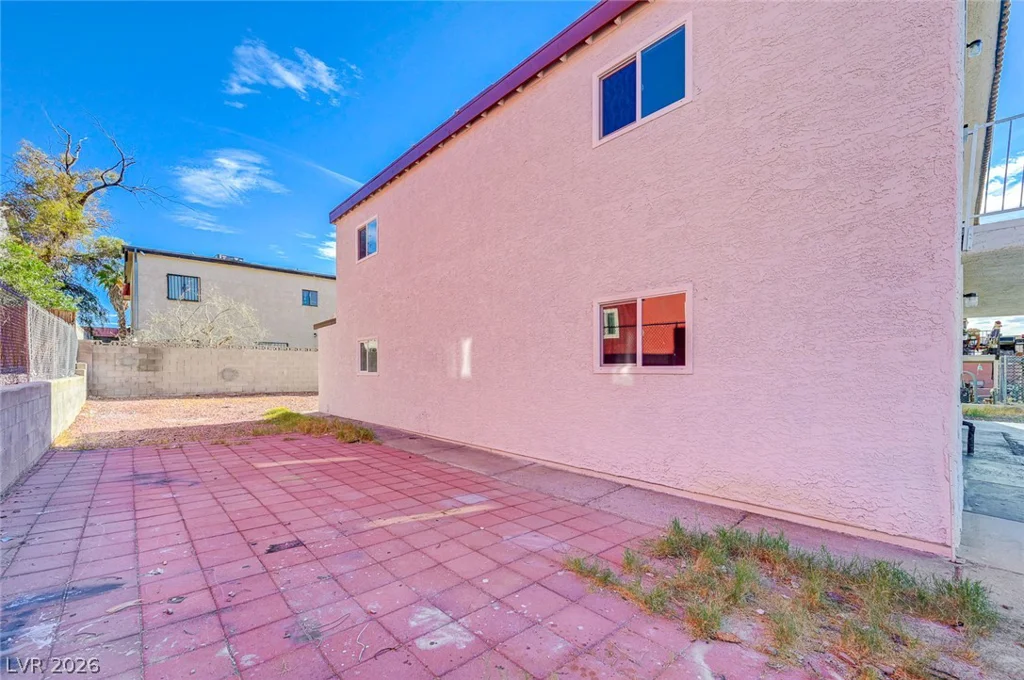 6937 Issac, Las Vegas, NV 89156