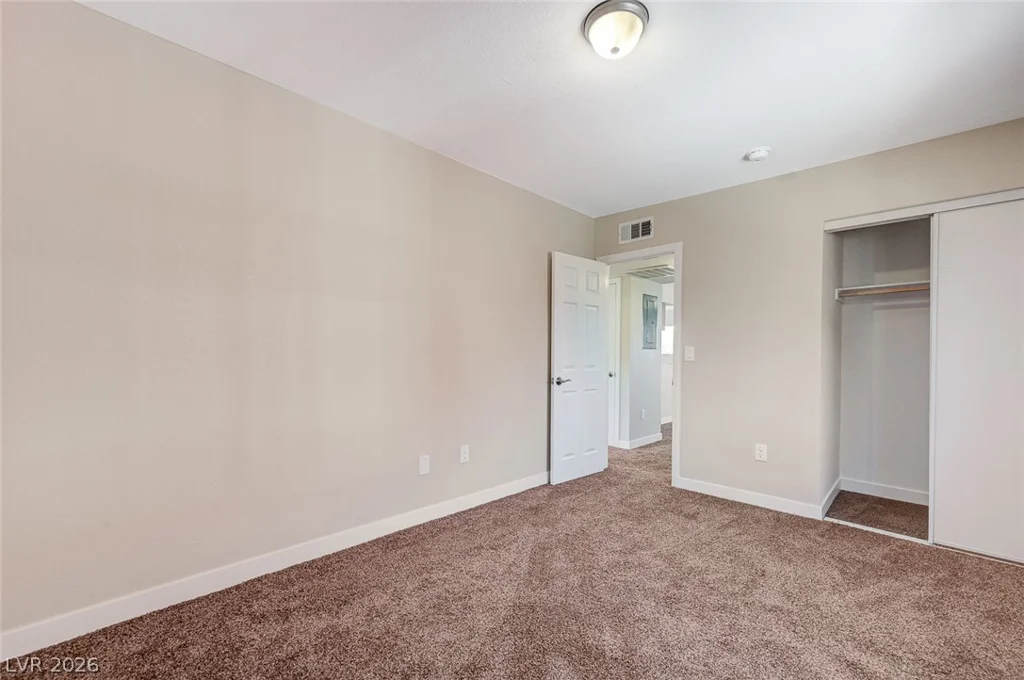 6937 Issac, Las Vegas, NV 89156