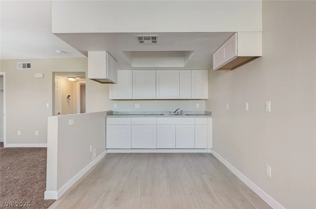 6937 Issac, Las Vegas, NV 89156