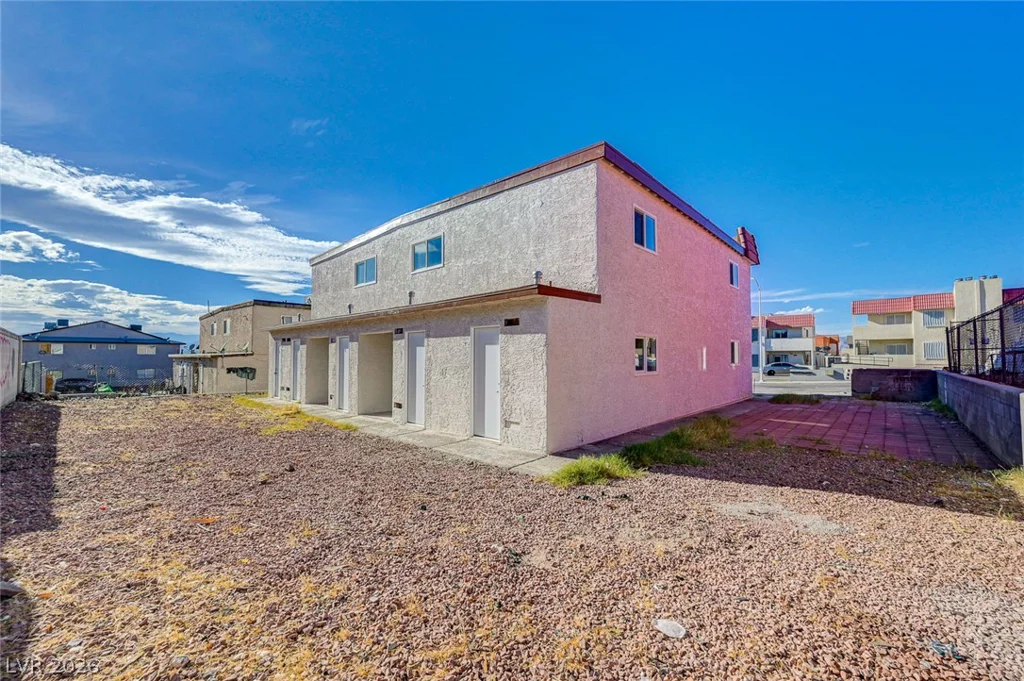 6937 Issac, Las Vegas, NV 89156