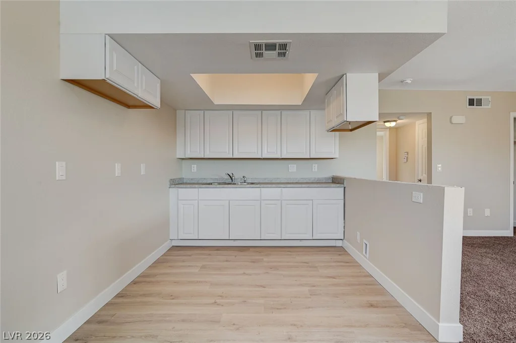 6937 Issac, Las Vegas, NV 89156