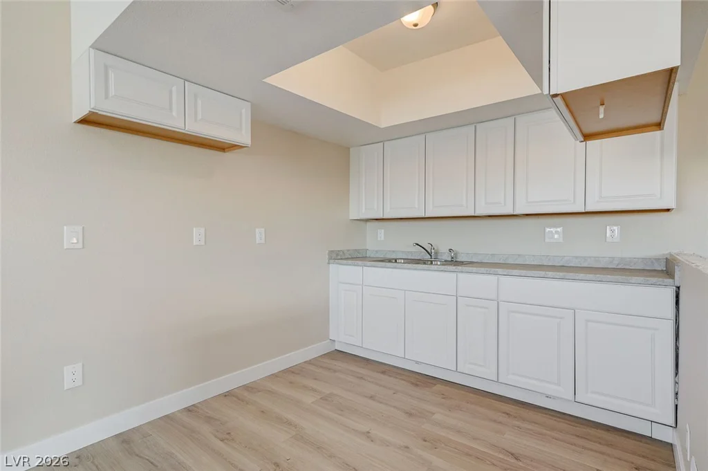 6937 Issac, Las Vegas, NV 89156
