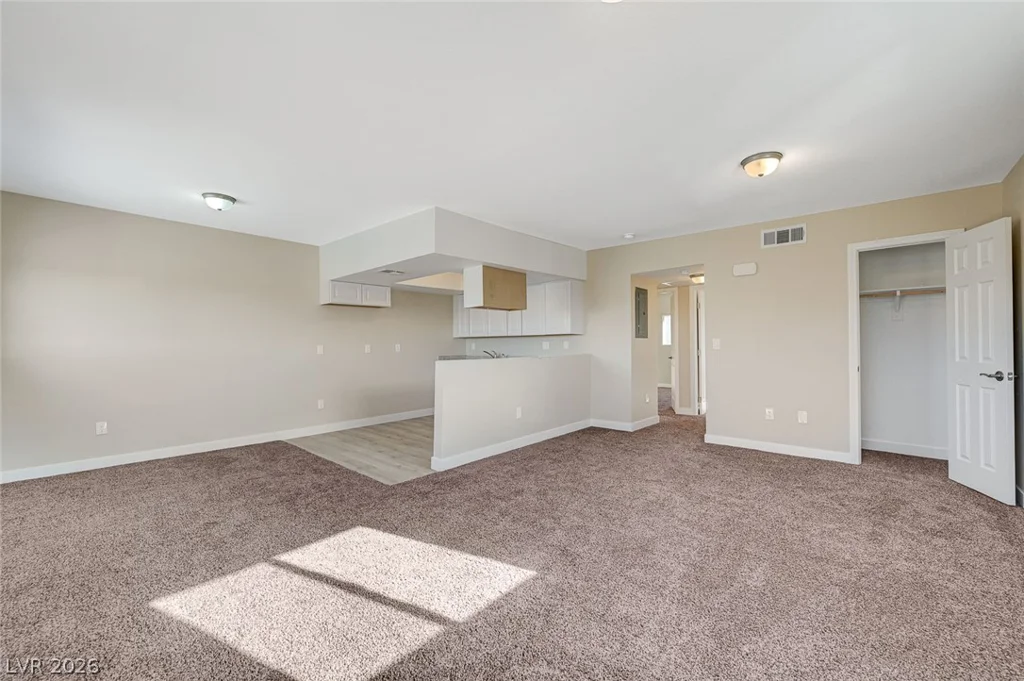 6937 Issac, Las Vegas, NV 89156