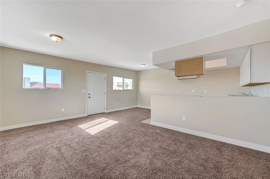 6937 Issac, Las Vegas, NV 89156