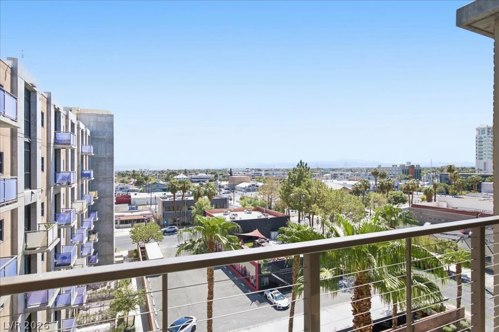 353 Bonneville, Las Vegas, NV 89101