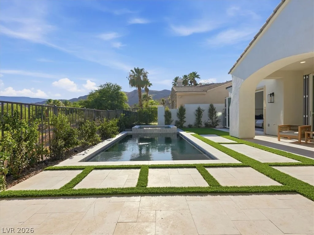 3074 Soft Horizon, Las Vegas, NV 89135