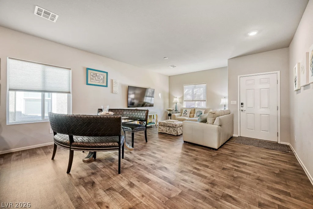 4352 Meadow Glade, North Las Vegas, NV 89084