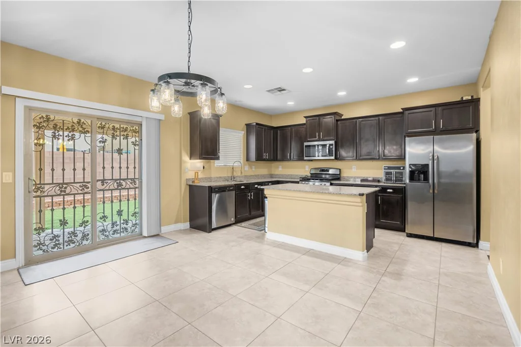 6751 Boom Town, Las Vegas, NV 89122