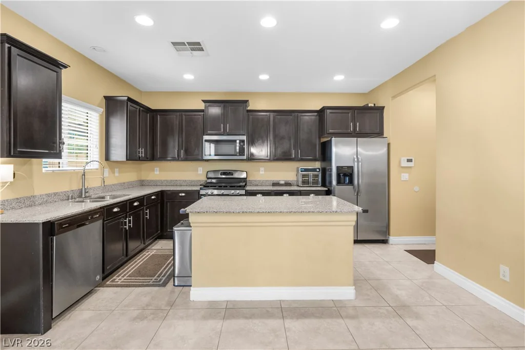 6751 Boom Town, Las Vegas, NV 89122