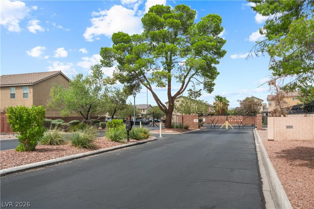 6751 Boom Town, Las Vegas, NV 89122