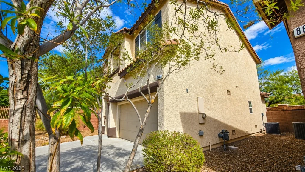 8644 Abbey Dell, Las Vegas, NV 89178