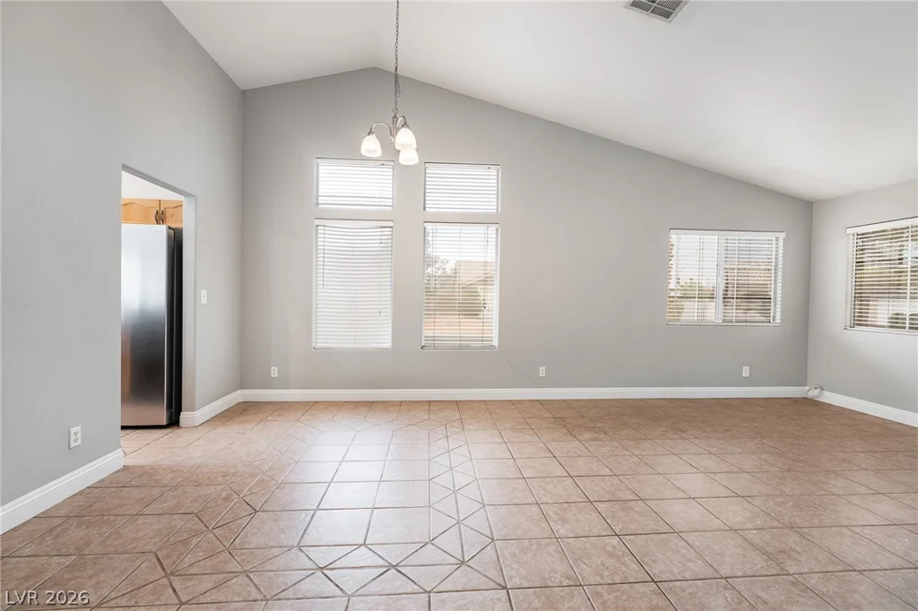 4866 Carefree, Las Vegas, NV 89122