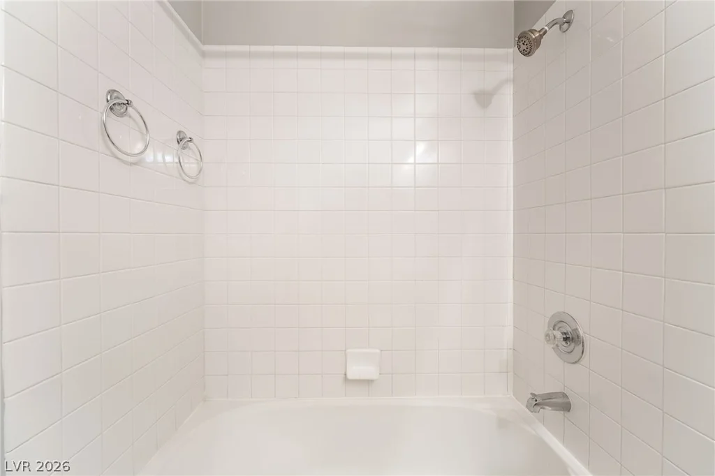 4866 Carefree, Las Vegas, NV 89122