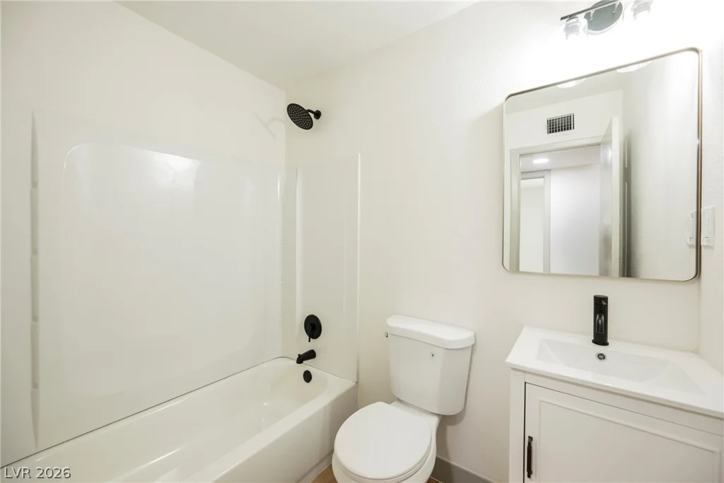 412 Gilday, North Las Vegas, NV 89030
