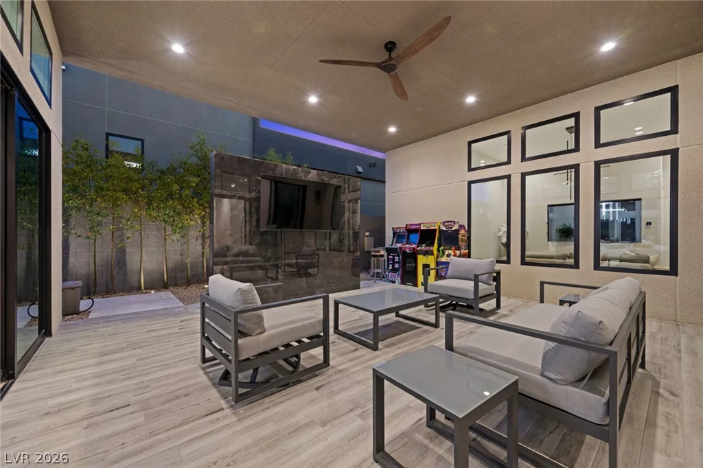 11233 Desert Heights, Las Vegas, NV 89135