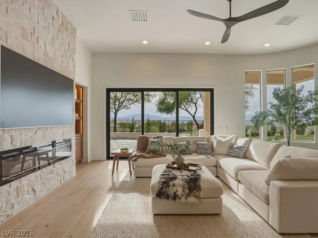 3 Pine Hollow, Henderson, NV 89052