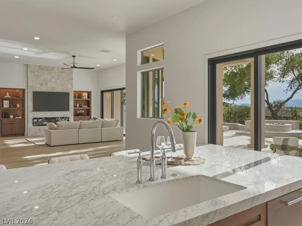 3 Pine Hollow, Henderson, NV 89052