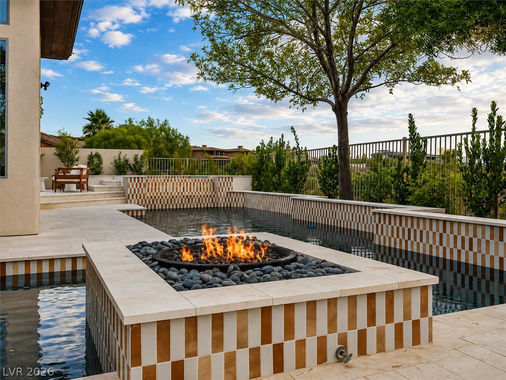 3 Pine Hollow, Henderson, NV 89052