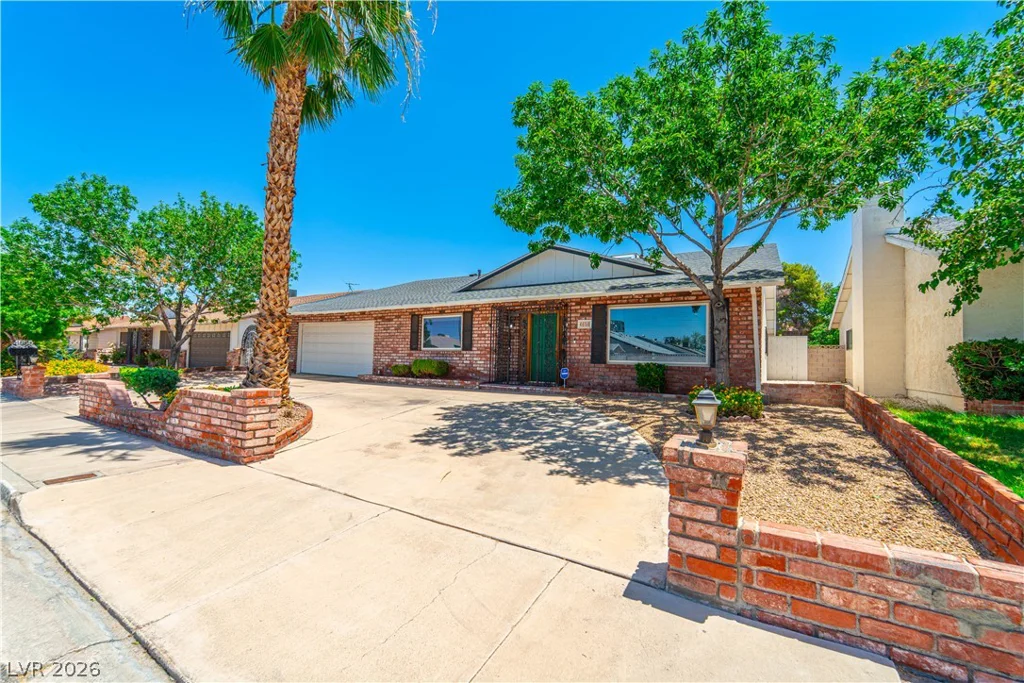 4656 Skyland, Las Vegas, NV 89121