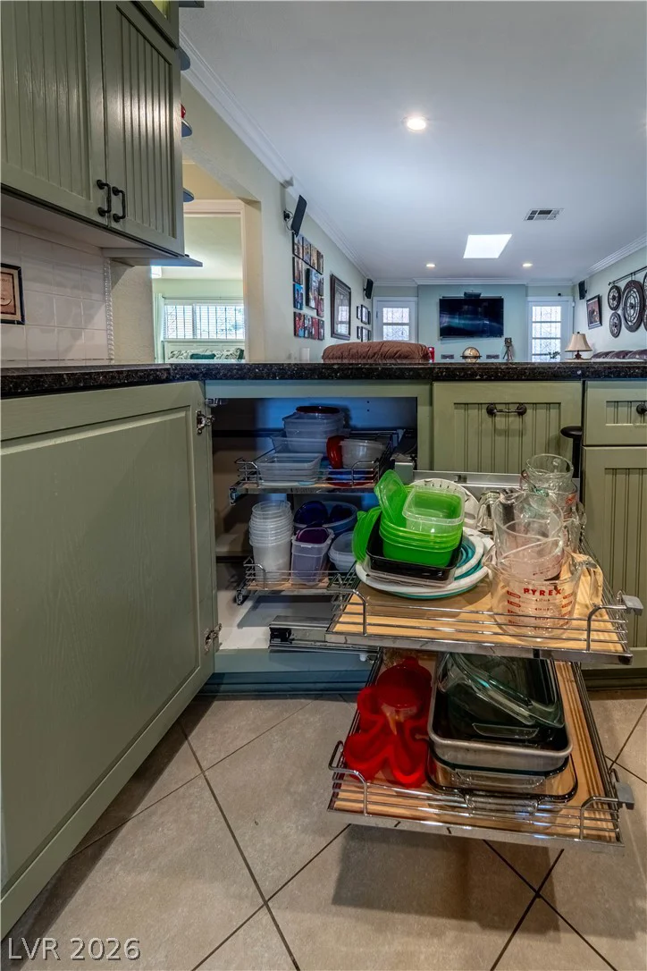 4656 Skyland, Las Vegas, NV 89121