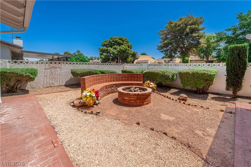 4656 Skyland, Las Vegas, NV 89121