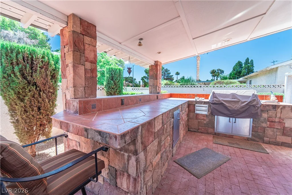 4656 Skyland, Las Vegas, NV 89121