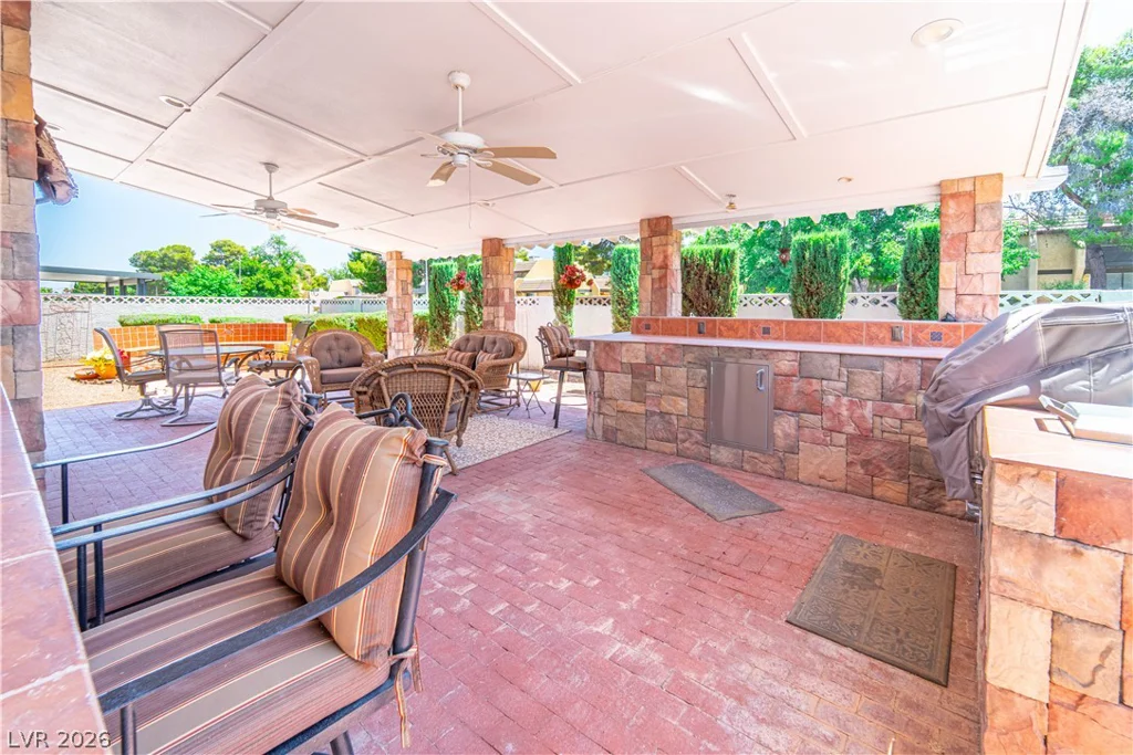 4656 Skyland, Las Vegas, NV 89121
