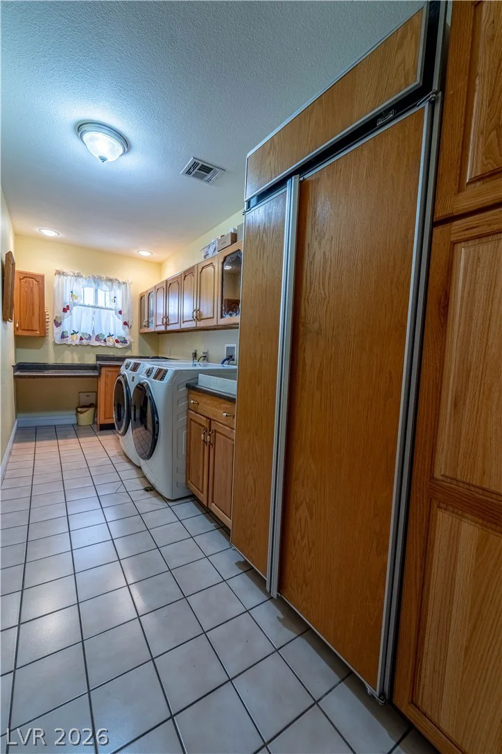 4656 Skyland, Las Vegas, NV 89121