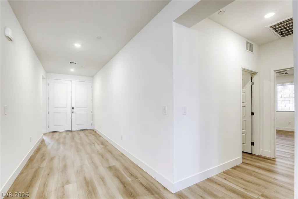 6104 Avery Pointe, Las Vegas, NV 89166