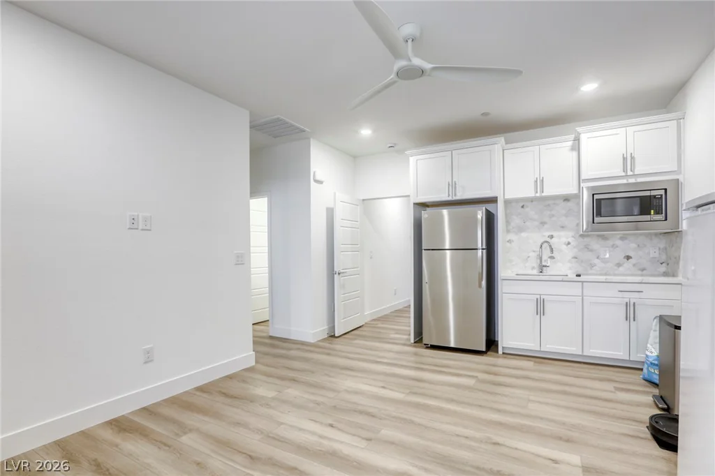 6104 Avery Pointe, Las Vegas, NV 89166
