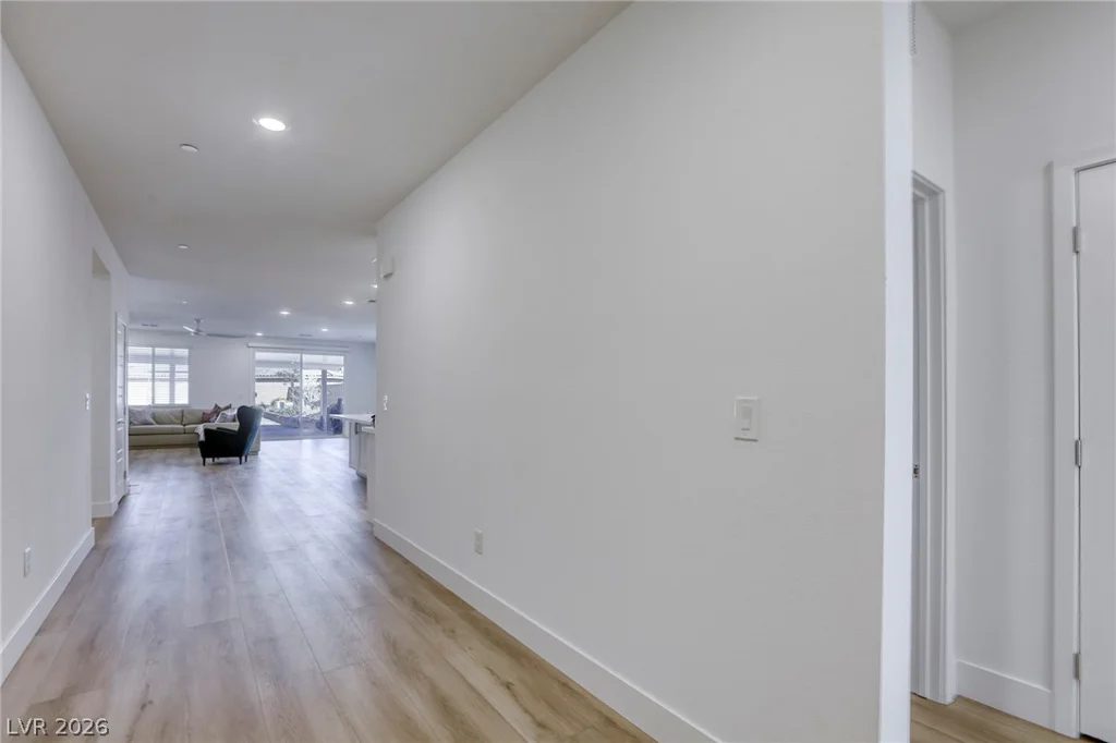 6104 Avery Pointe, Las Vegas, NV 89166