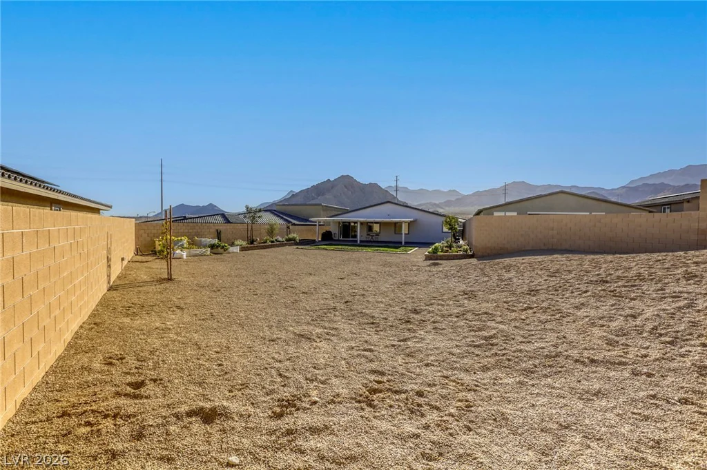 6104 Avery Pointe, Las Vegas, NV 89166