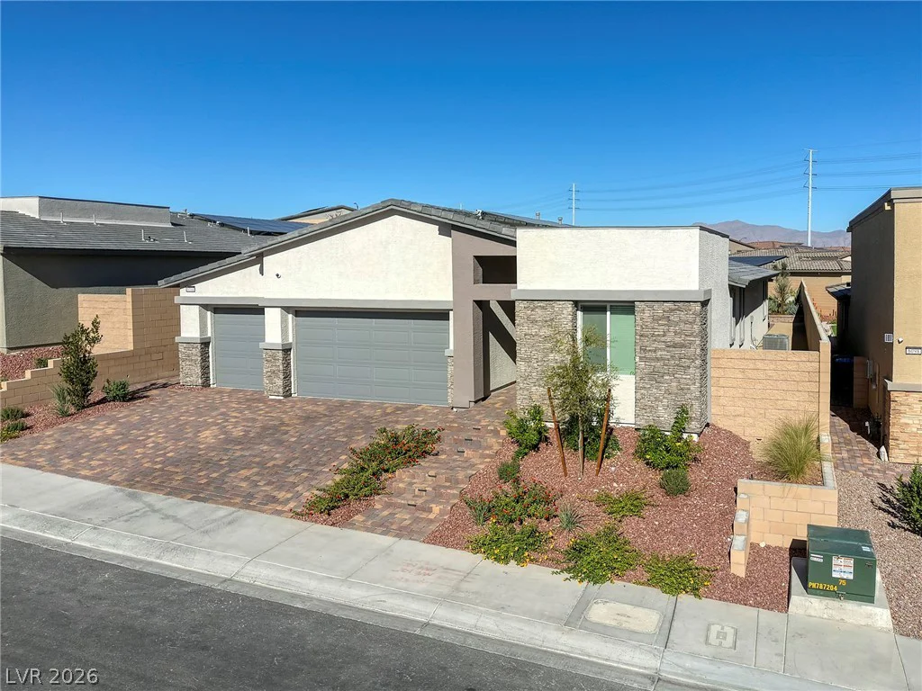 6104 Avery Pointe, Las Vegas, NV 89166