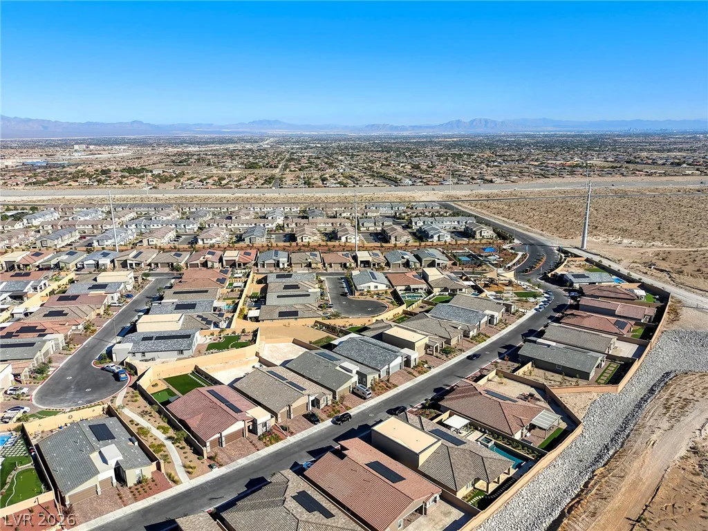 6104 Avery Pointe, Las Vegas, NV 89166