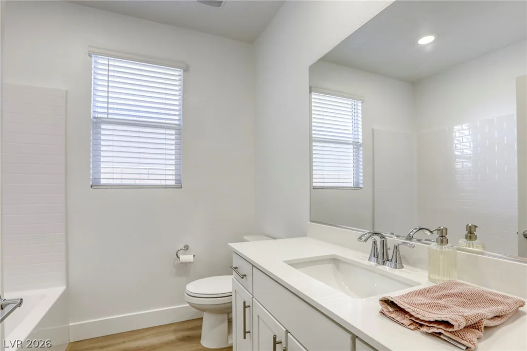 6104 Avery Pointe, Las Vegas, NV 89166