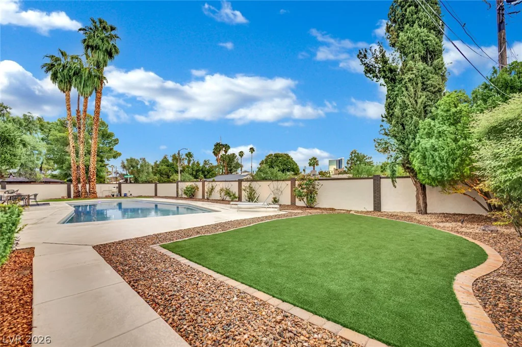 1244 Park, Las Vegas, NV 89102