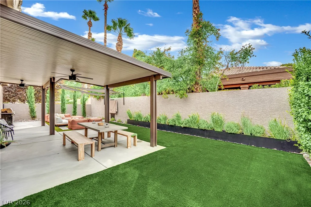 1617 Sun Ridge, Las Vegas, NV 89117