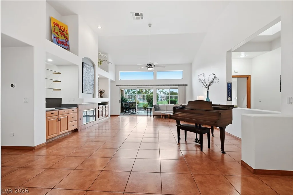 1842 Indian Bend, Henderson, NV 89074