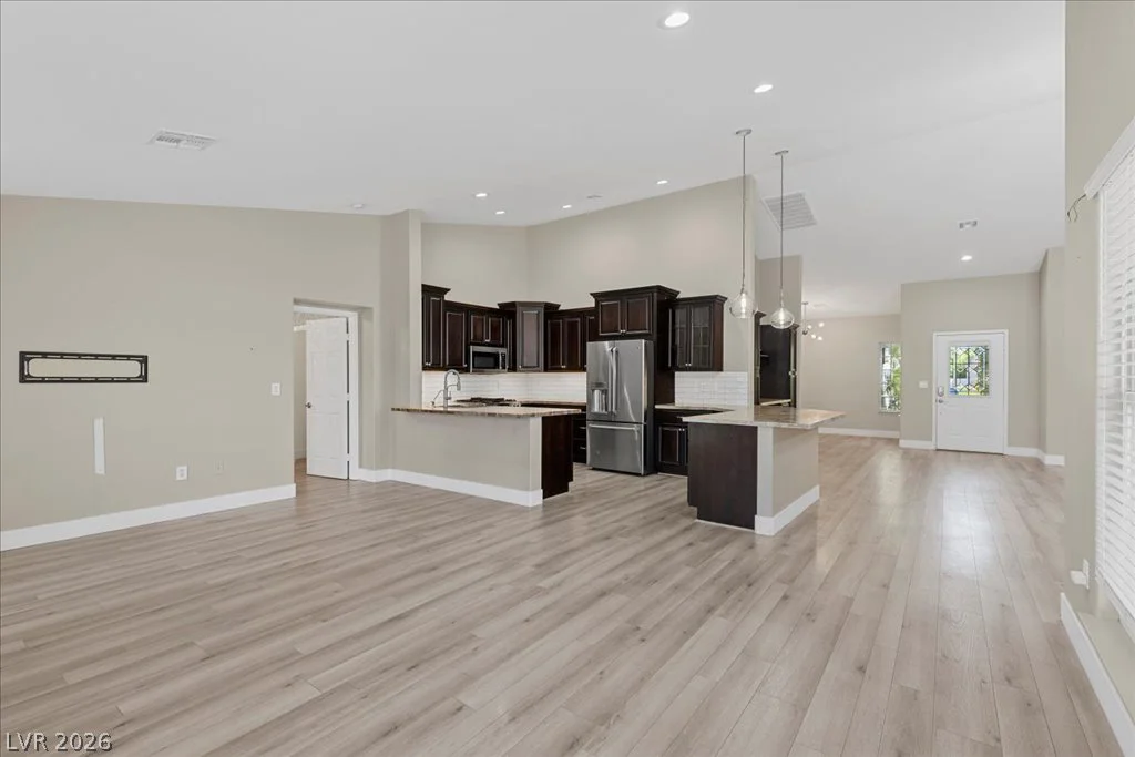 8309 Shad Bush, Las Vegas, NV 89149