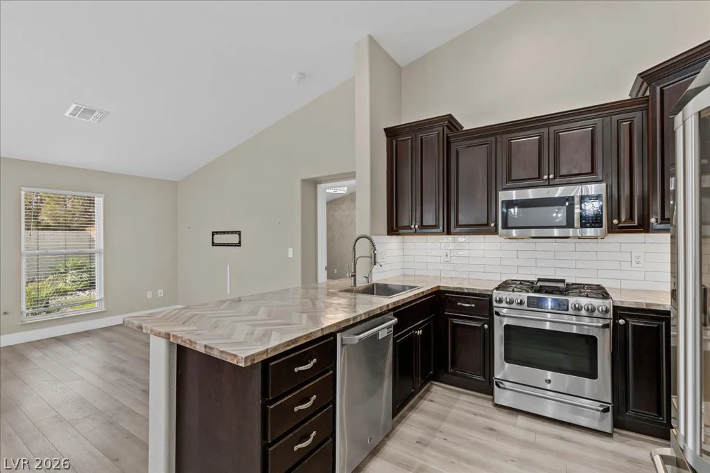 8309 Shad Bush, Las Vegas, NV 89149