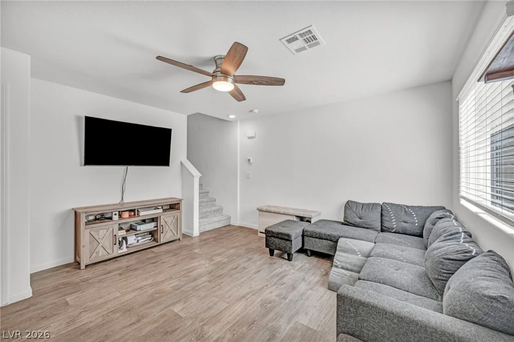 2742 Champagne Gold, North Las Vegas, NV 89086